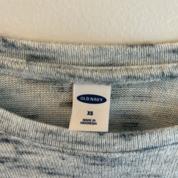 Old Navy- Heather gray tunic top, 3/4 sleeves - Picture 2 of 2